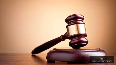 电竞战队与国际品牌联手，联名款装备引爆抢购